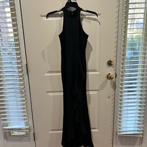 Elegant Black Sleeveless Dress